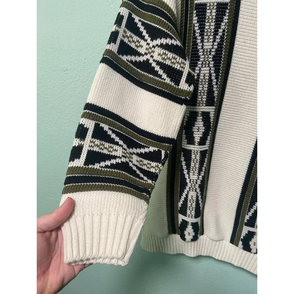 Vintage Clifton Place Unisex Cream and Black‎ Patterned Sweater